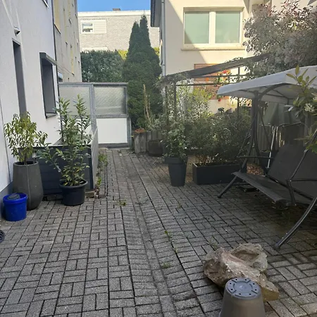 Kleine Auf M Hasten * Remscheid